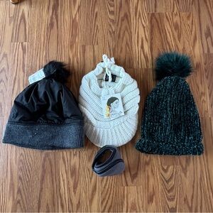 Women’s Lot Of Three Winter Hat And One Ear Grips